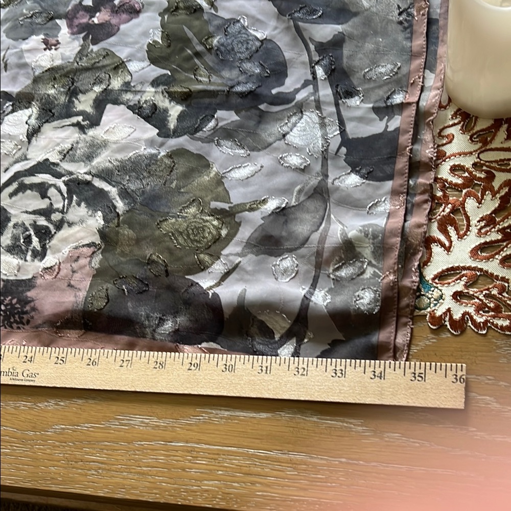 Vince Camuto Floral Patterned Scarf